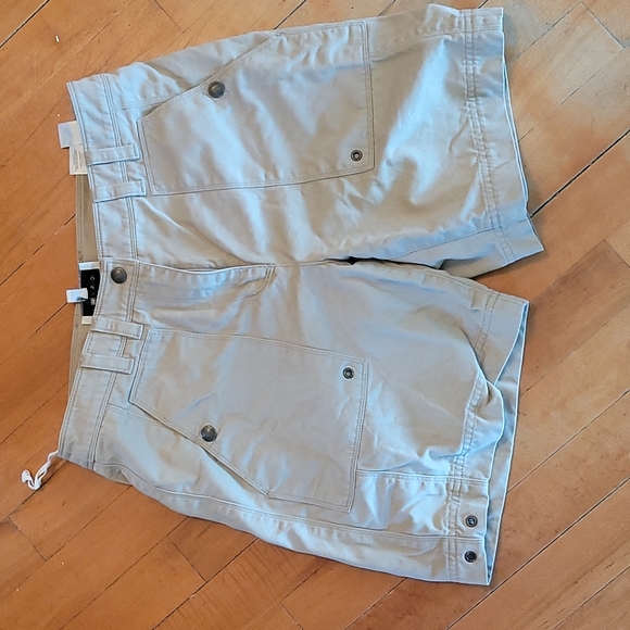 Womens Shorts - Picture 1 of 6